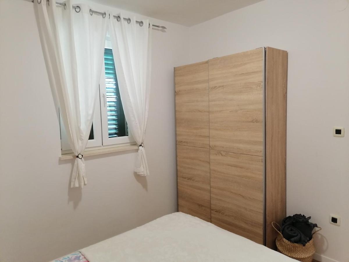 Apartamento Dairos Mali Lošinj Exterior foto